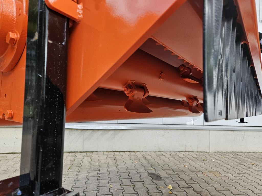 Perfect KM 270 - Kladívkový mulčovač: obrázek 2 Perfect KM 270 - Kladívkový mulčovač: obrázek 2