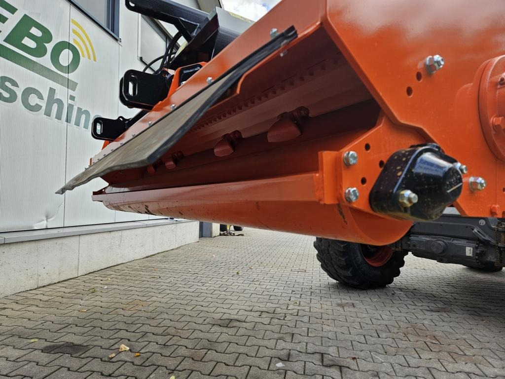 Perfect KM 270 - Kladívkový mulčovač: obrázek 4 Perfect KM 270 - Kladívkový mulčovač: obrázek 4