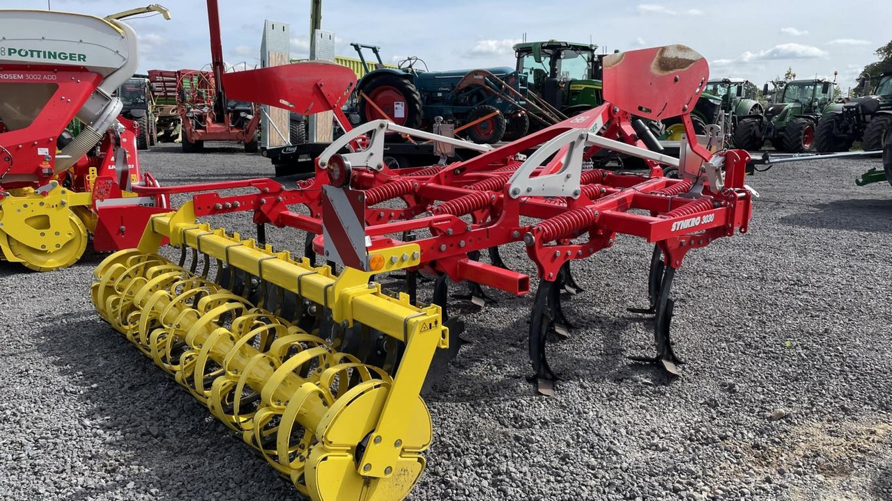 Pöttinger SYNKRO 3030 NOVA - Kultivátor: obrázek 2 Pöttinger SYNKRO 3030 NOVA - Kultivátor: obrázek 2
