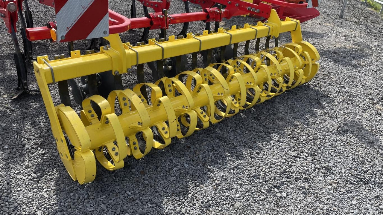 Pöttinger SYNKRO 3030 NOVA - Kultivátor: obrázek 4 Pöttinger SYNKRO 3030 NOVA - Kultivátor: obrázek 4
