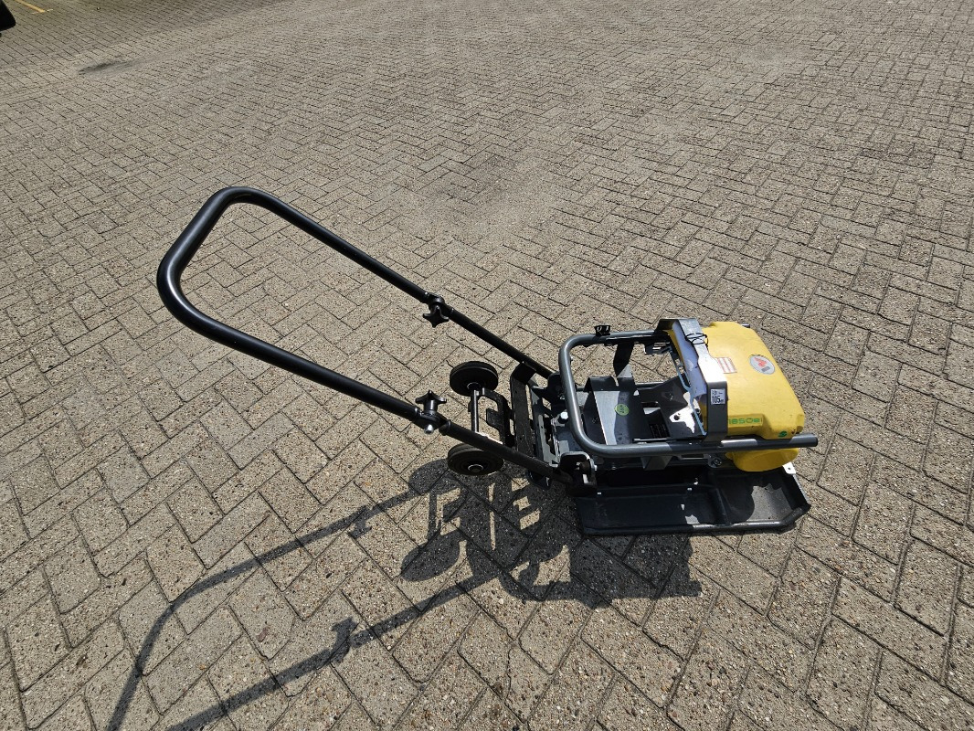 Wacker AP 1850E - Vibrační deska: obrázek 1 Wacker AP 1850E - Vibrační deska: obrázek 1