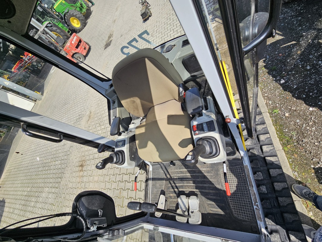 Wacker ET 24 - Mini rýpadlo: obrázek 4 Wacker ET 24 - Mini rýpadlo: obrázek 4