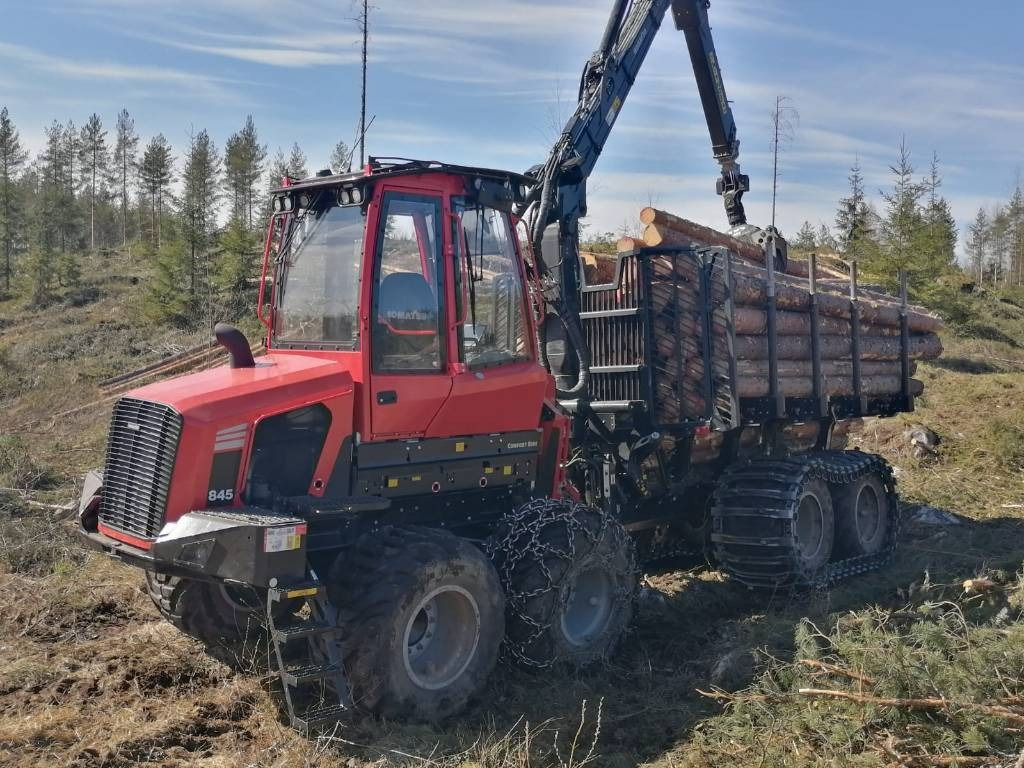 Komatsu 845 - Vyvážecí souprava: obrázek 1 Komatsu 845 - Vyvážecí souprava: obrázek 1