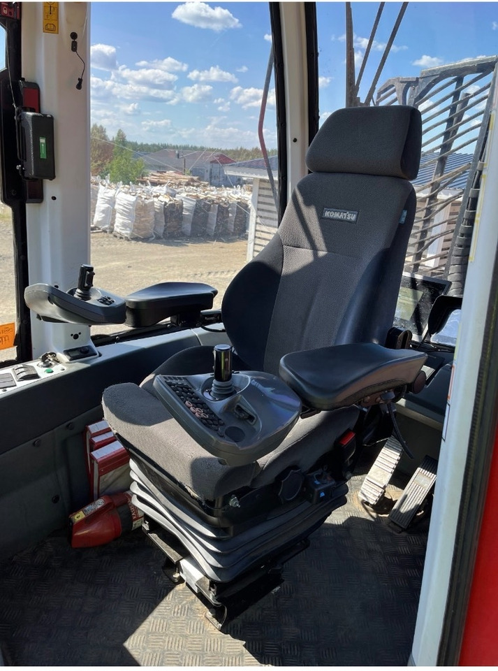 Komatsu 845 - Vyvážecí souprava: obrázek 4 Komatsu 845 - Vyvážecí souprava: obrázek 4