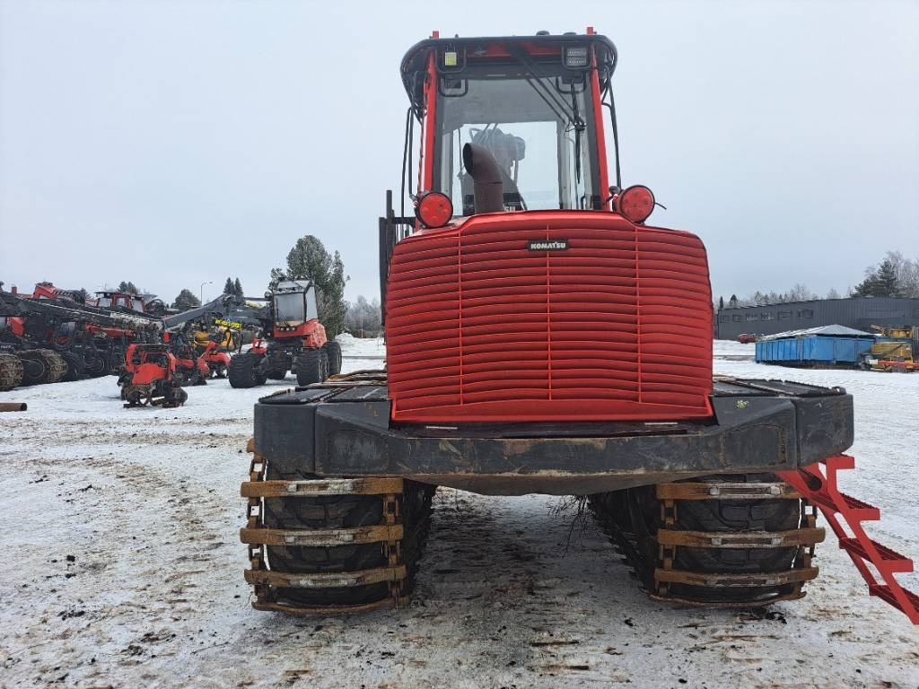 Komatsu 865 - Vyvážecí souprava: obrázek 2 Komatsu 865 - Vyvážecí souprava: obrázek 2
