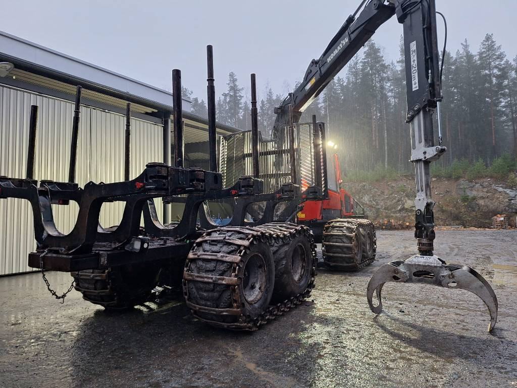 Komatsu 875 - Vyvážecí souprava: obrázek 3 Komatsu 875 - Vyvážecí souprava: obrázek 3