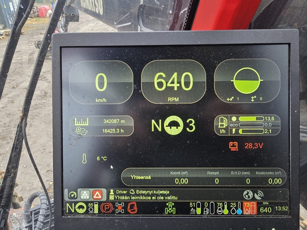 Komatsu 901.5 - Harvestor: obrázek 3 Komatsu 901.5 - Harvestor: obrázek 3