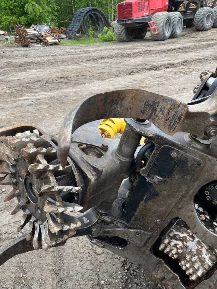 Komatsu 901 - Harvestor: obrázek 5 Komatsu 901 - Harvestor: obrázek 5