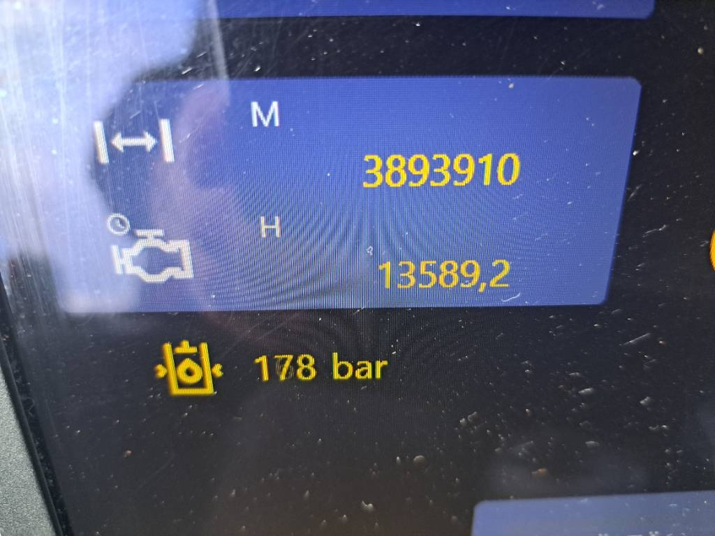 Komatsu 901xc - Harvestor: obrázek 2 Komatsu 901xc - Harvestor: obrázek 2