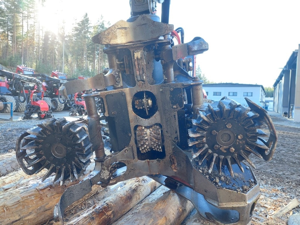 Komatsu 911 - Harvestor: obrázek 3 Komatsu 911 - Harvestor: obrázek 3