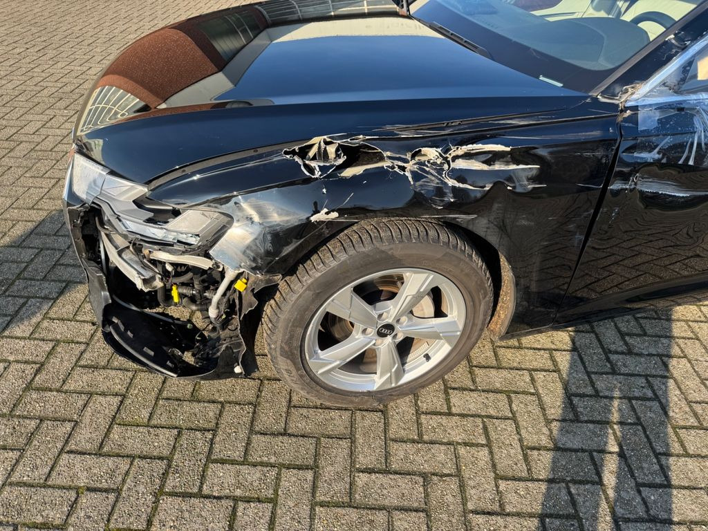 Audi A6 Avant 40 TDI S-Tronic PANORAMA / SITZKLIMA - Osobní auto: obrázek 5 Audi A6 Avant 40 TDI S-Tronic PANORAMA / SITZKLIMA - Osobní auto: obrázek 5