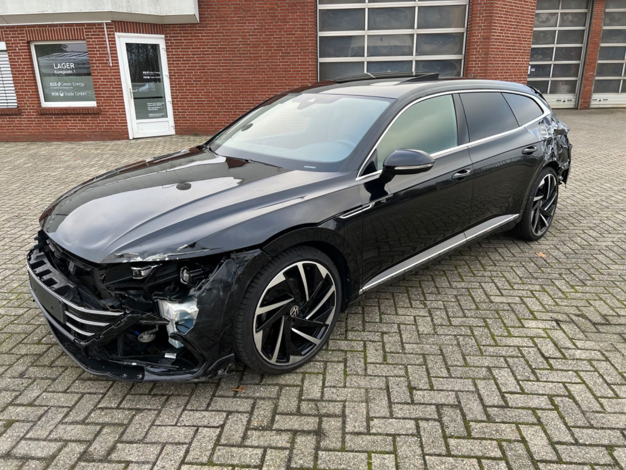 Volkswagen Arteon Shooting Brake R-Line 4Motion - Osobní auto: obrázek 1 Volkswagen Arteon Shooting Brake R-Line 4Motion - Osobní auto: obrázek 1