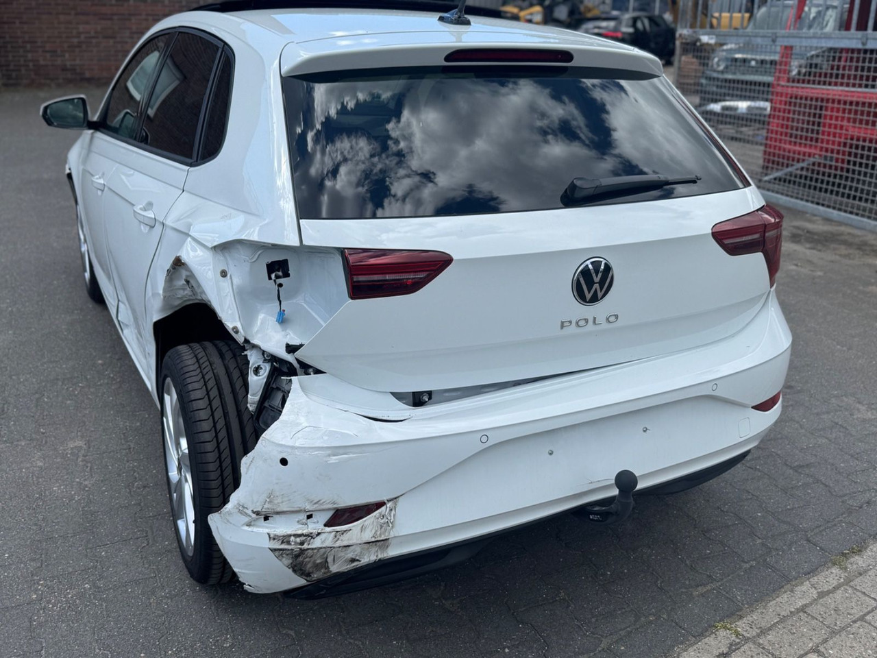 Volkswagen Polo Style 1.0 TSI DSG Pano / AHK / CAMERA - Osobní auto: obrázek 5 Volkswagen Polo Style 1.0 TSI DSG Pano / AHK / CAMERA - Osobní auto: obrázek 5