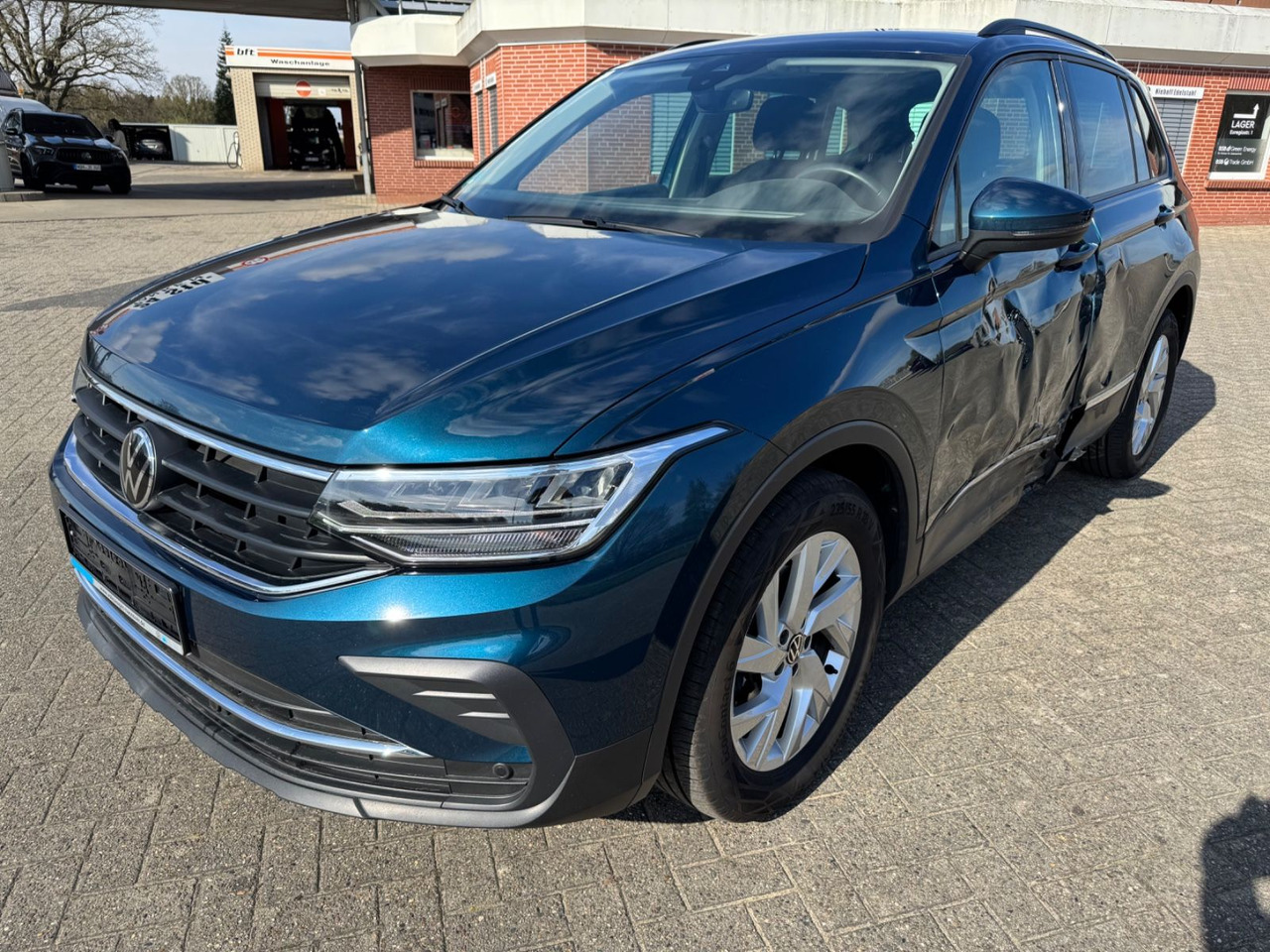 Volkswagen Tiguan Life 4Motion 2.0 TDI 7-Gang AHK - SUV: obrázek 3 Volkswagen Tiguan Life 4Motion 2.0 TDI 7-Gang AHK - SUV: obrázek 3