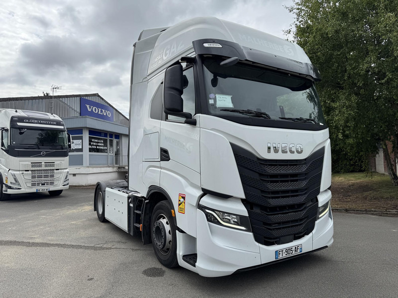 Iveco Stralis - Tahač: obrázek 2 Iveco Stralis - Tahač: obrázek 2