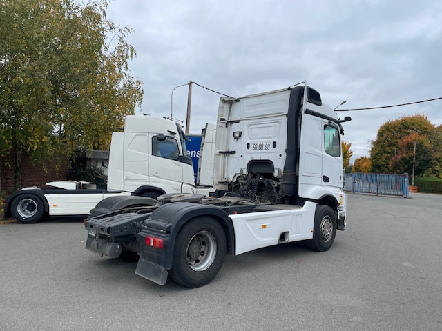 Mercedes-Benz Actros - Tahač: obrázek 3 Mercedes-Benz Actros - Tahač: obrázek 3