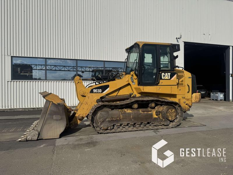 Caterpillar 963D - Pásový nakladač: obrázek 1 Caterpillar 963D - Pásový nakladač: obrázek 1