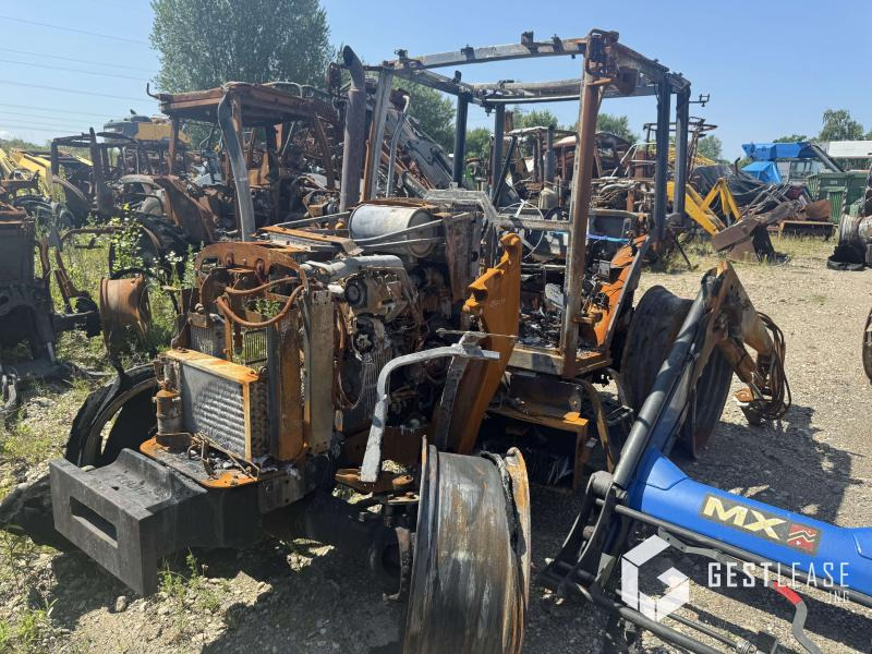 Claas Axos 340 - Traktor: obrázek 5 Claas Axos 340 - Traktor: obrázek 5