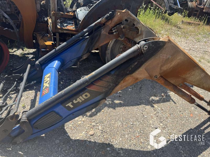 Claas Axos 340 - Traktor: obrázek 4 Claas Axos 340 - Traktor: obrázek 4
