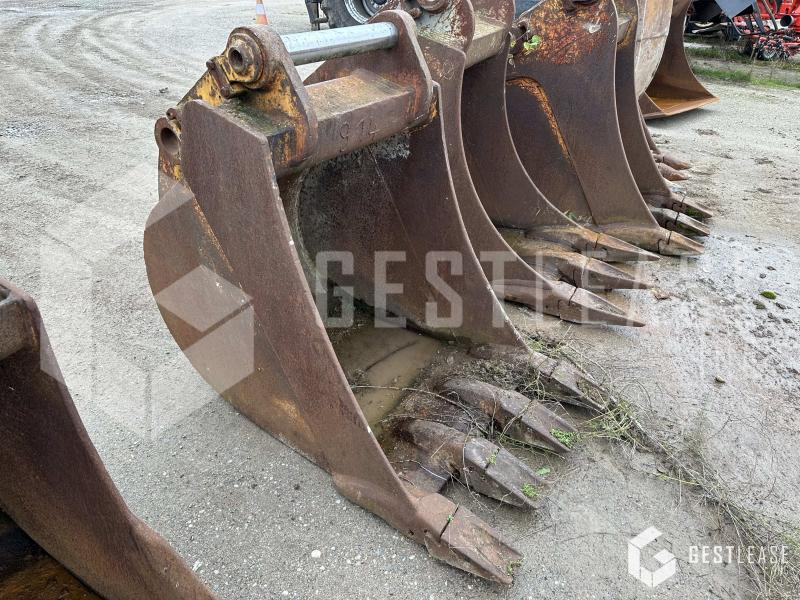 GODET LIEBHERR SW48 760 MM - Lžíce na bagr: obrázek 1 GODET LIEBHERR SW48 760 MM - Lžíce na bagr: obrázek 1