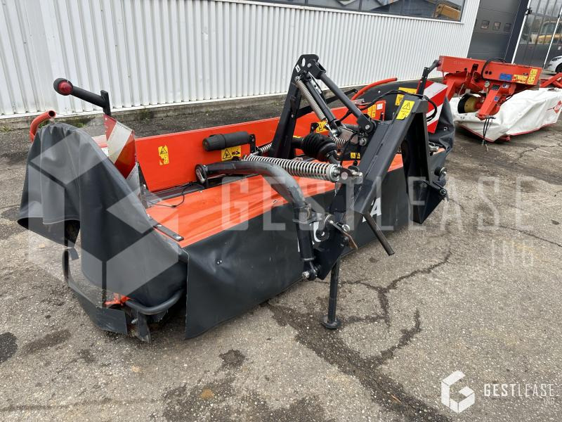 Kubota DM4032 - Žací stroj: obrázek 1 Kubota DM4032 - Žací stroj: obrázek 1
