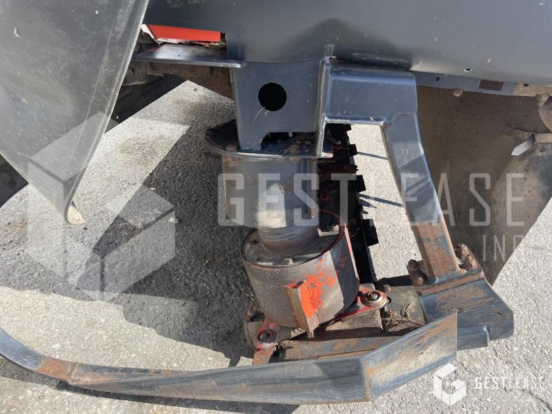 Kubota DM4032 - Žací stroj: obrázek 5 Kubota DM4032 - Žací stroj: obrázek 5