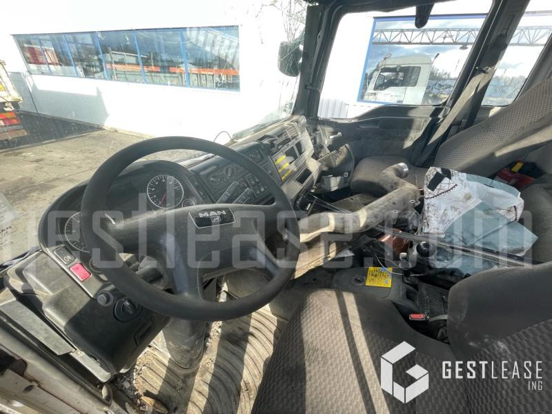 Hákový nosič kontejnerů MAN TGA 23.360: obrázek 11