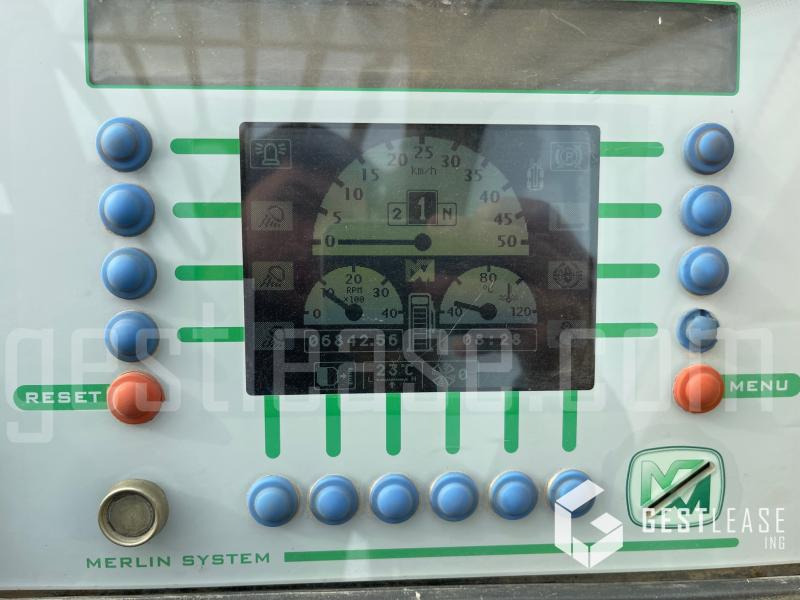 Teleskopický manipulátor Merlo P40.17: obrázek 16