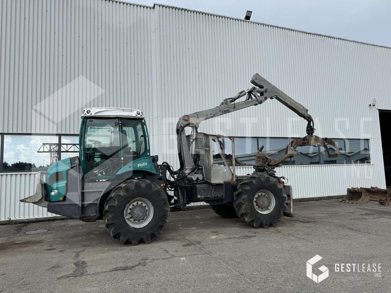 Lesní traktor PFANZELT FELIX 208: obrázek 1