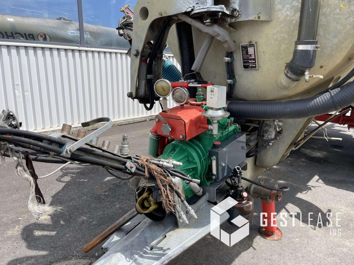 Fekální cisterna Pichon TCI 16800: obrázek 9 Fekální cisterna Pichon TCI 16800: obrázek 9