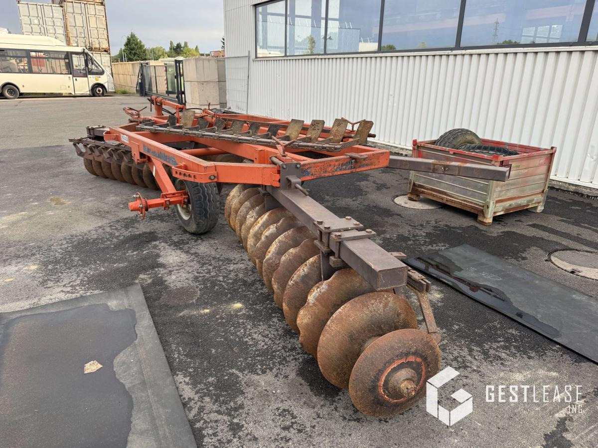 Razol 4M - Talířové brány: obrázek 2 Razol 4M - Talířové brány: obrázek 2