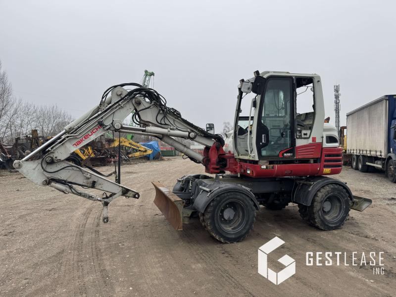Takeuchi TB295W - Kolesové rýpadlo: obrázek 1 Takeuchi TB295W - Kolesové rýpadlo: obrázek 1