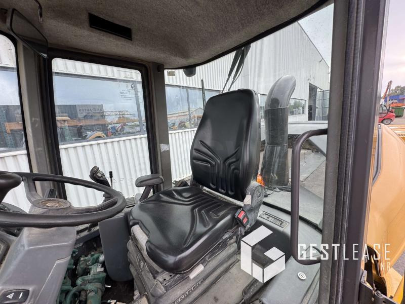 Kolový nakladač Volvo L30G: obrázek 14 Kolový nakladač Volvo L30G: obrázek 14