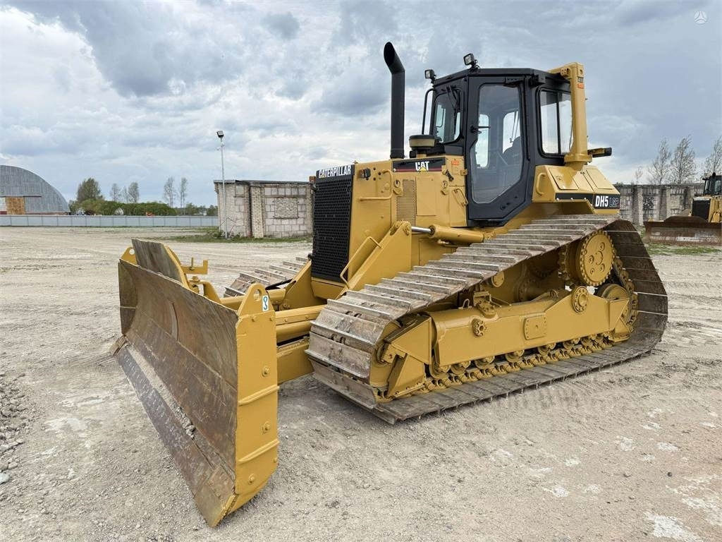CAT D5H LGP - Buldozer: obrázek 1 CAT D5H LGP - Buldozer: obrázek 1