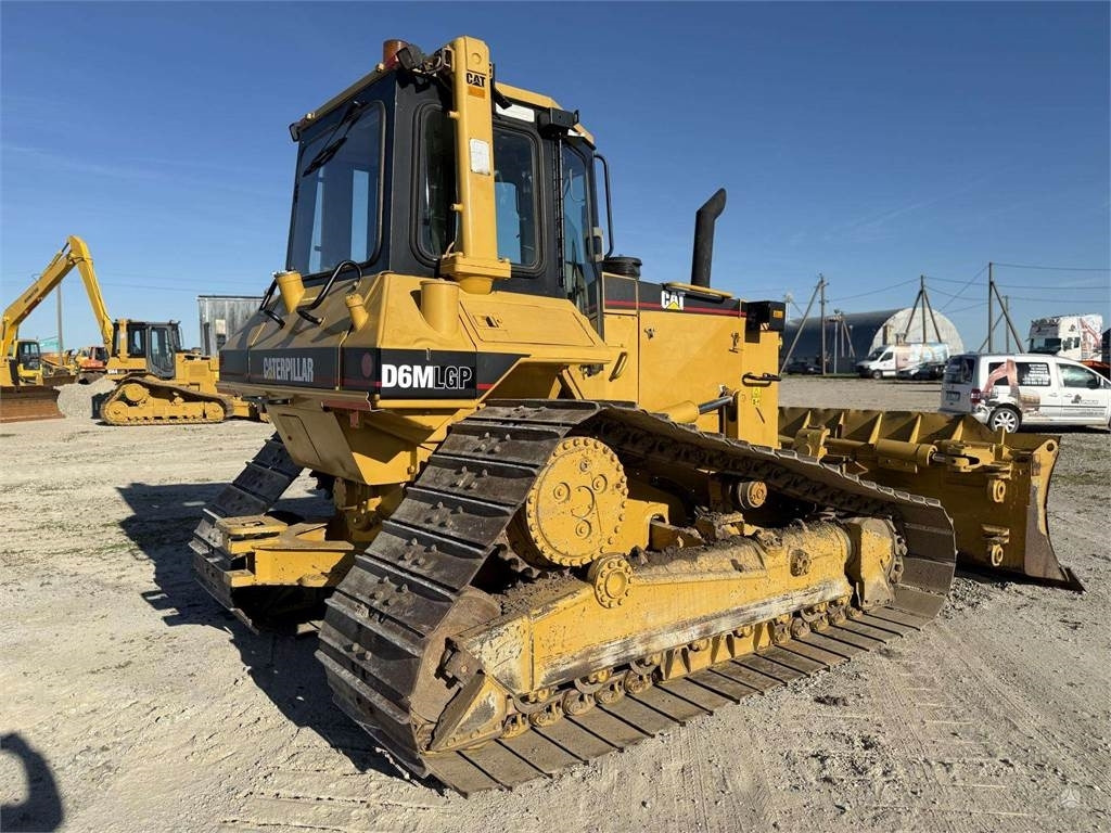 CAT D6M LGP - Buldozer: obrázek 3 CAT D6M LGP - Buldozer: obrázek 3