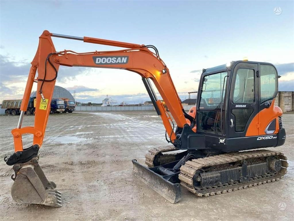 Doosan DX 60 C - Mini rýpadlo: obrázek 1 Doosan DX 60 C - Mini rýpadlo: obrázek 1