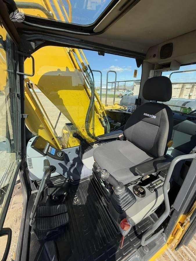 Pásové rýpadlo Komatsu PC 190 LC-8: obrázek 23