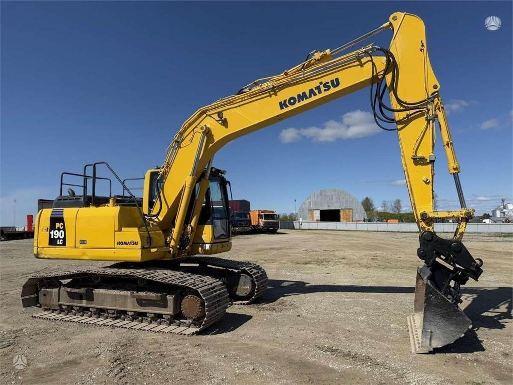 Pásové rýpadlo Komatsu PC 190 LC-8: obrázek 7