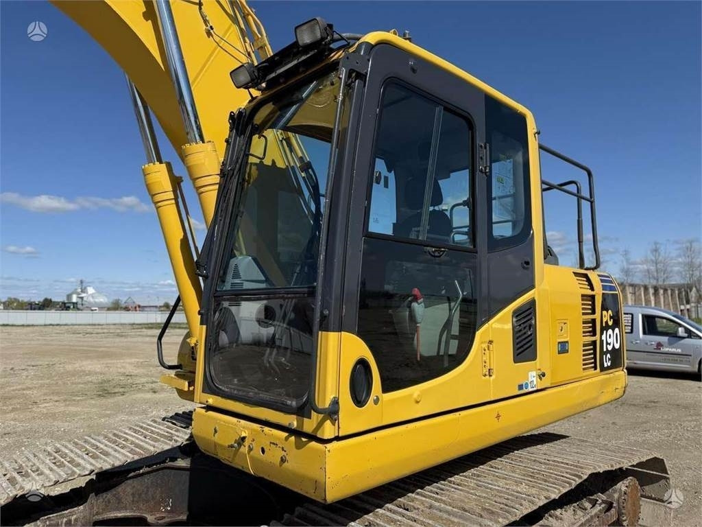Pásové rýpadlo Komatsu PC 190 LC-8: obrázek 22
