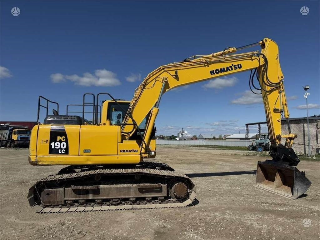 Pásové rýpadlo Komatsu PC 190 LC-8: obrázek 6