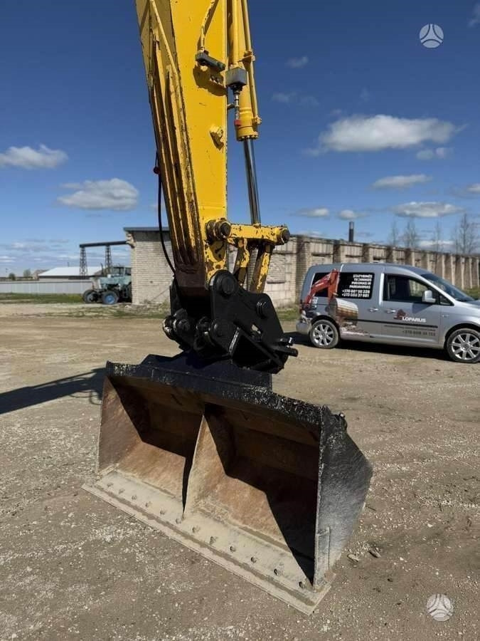 Pásové rýpadlo Komatsu PC 190 LC-8: obrázek 8
