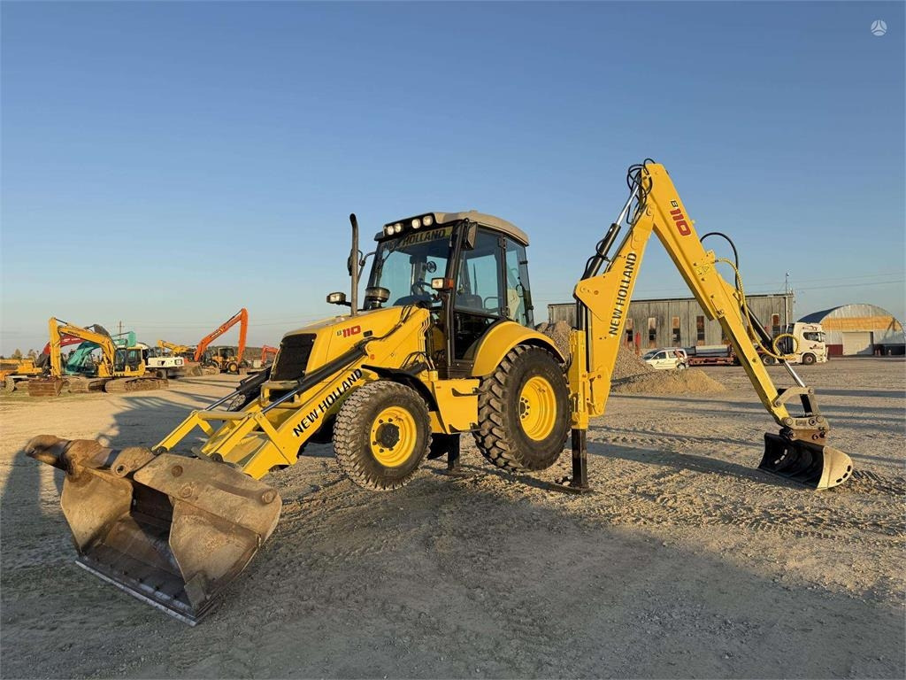 New Holland B 110-4PT , 2 quick couplers  - Rýpadlo-nakladač: obrázek 1 New Holland B 110-4PT , 2 quick couplers  - Rýpadlo-nakladač: obrázek 1