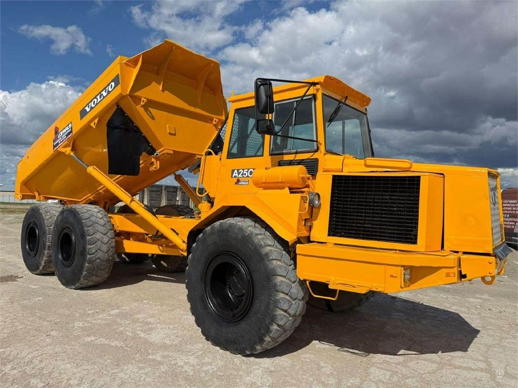 Volvo A25C - Kloubový sklápěč: obrázek 1 Volvo A25C - Kloubový sklápěč: obrázek 1