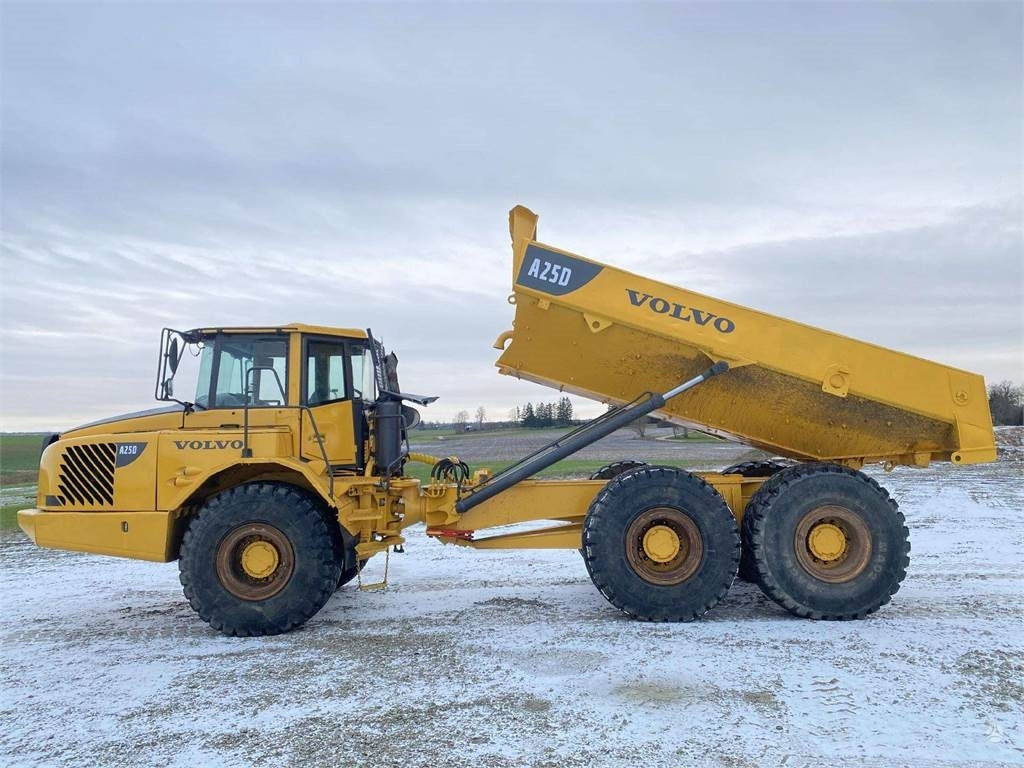 Volvo A25D - Kloubový sklápěč: obrázek 2 Volvo A25D - Kloubový sklápěč: obrázek 2