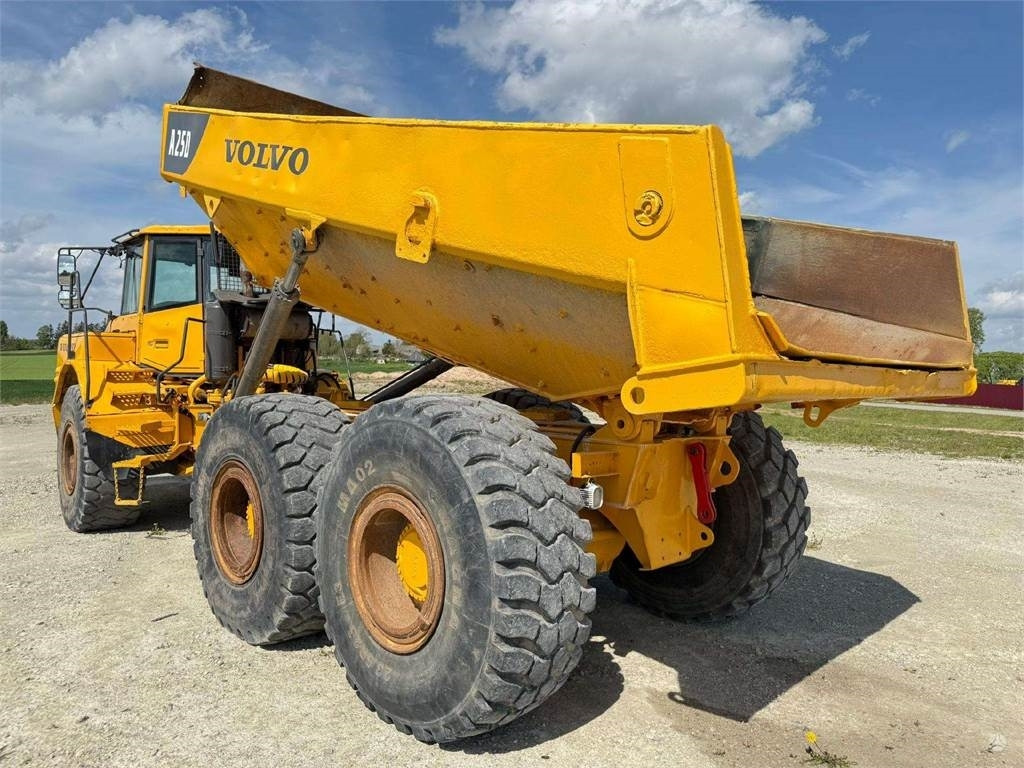Volvo A25D - Kloubový sklápěč: obrázek 5 Volvo A25D - Kloubový sklápěč: obrázek 5