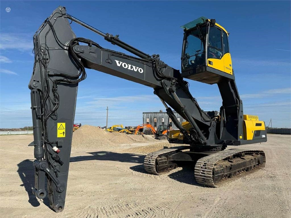 Volvo EC 300 DNL Cabin Lift - Pásové rýpadlo: obrázek 3 Volvo EC 300 DNL Cabin Lift - Pásové rýpadlo: obrázek 3