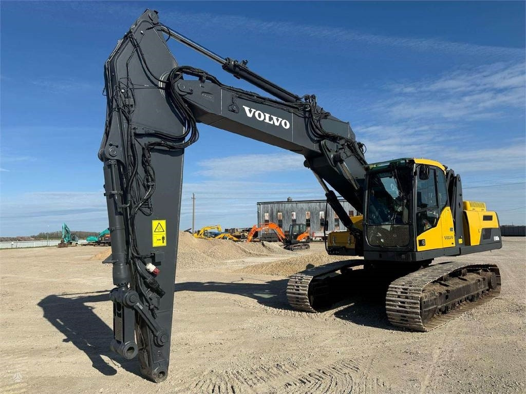 Volvo EC 300 DNL Cabin Lift - Pásové rýpadlo: obrázek 4 Volvo EC 300 DNL Cabin Lift - Pásové rýpadlo: obrázek 4