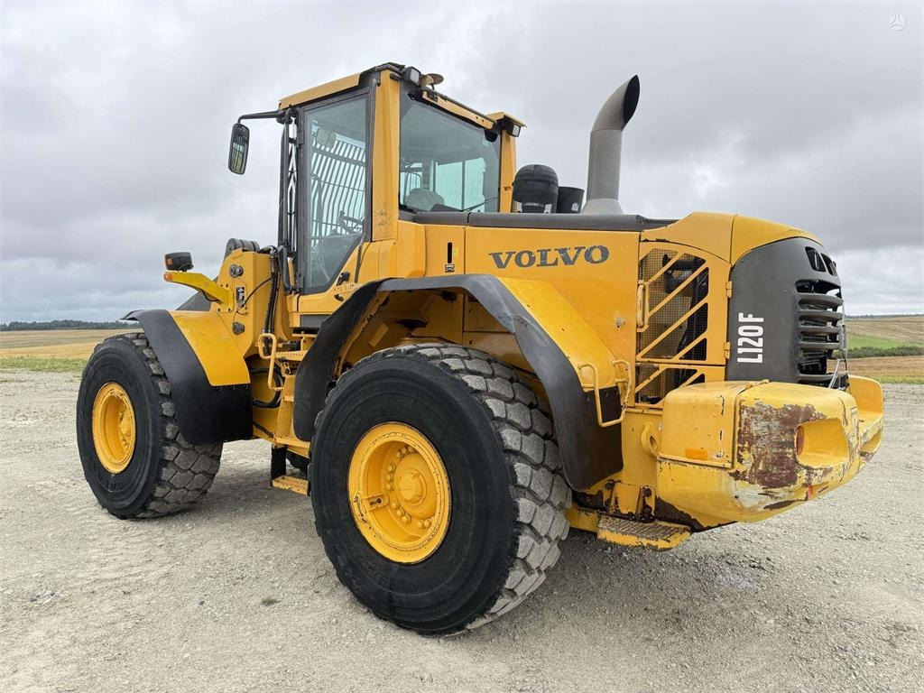 Volvo L 120 F , 4rd line , coupler - Kolový nakladač: obrázek 3 Volvo L 120 F , 4rd line , coupler - Kolový nakladač: obrázek 3