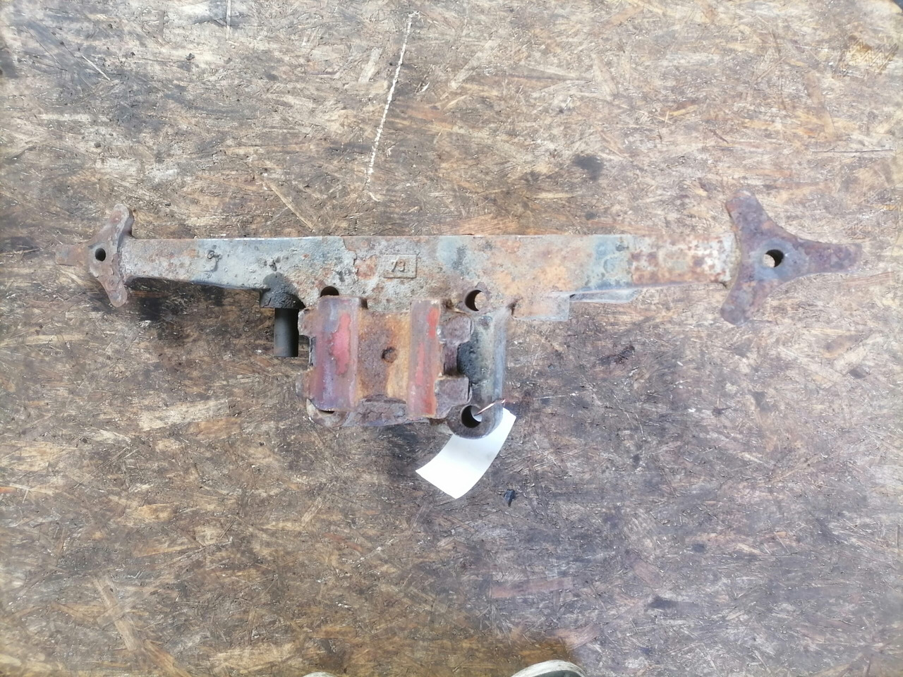 DAF Air suspension bracket 1253154 - Náprava a díly pro Nákladní auto: obrázek 4 DAF Air suspension bracket 1253154 - Náprava a díly pro Nákladní auto: obrázek 4