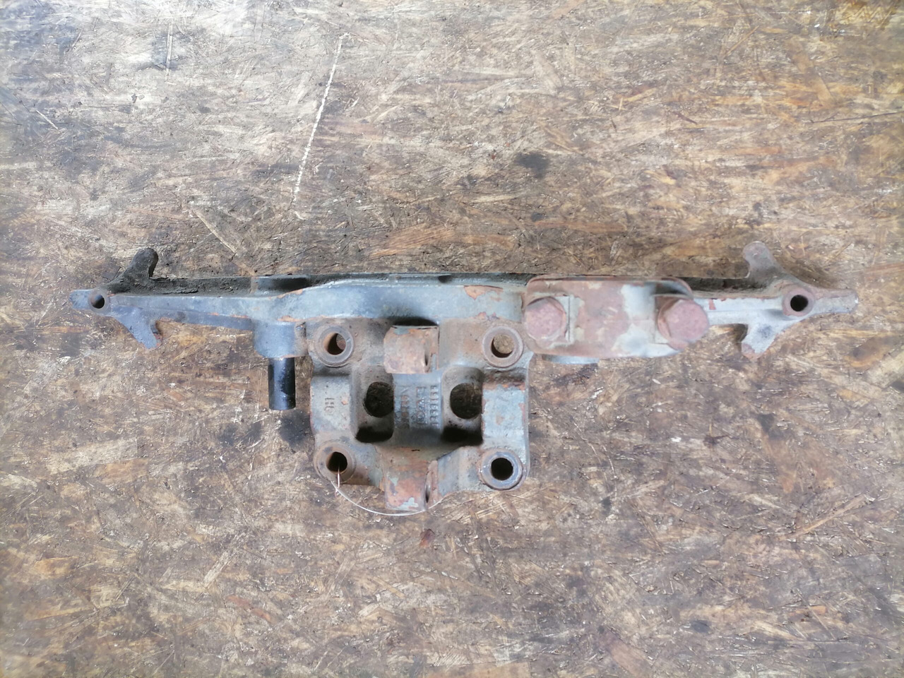 DAF Air suspension bracket 1253155 - Náprava a díly pro Nákladní auto: obrázek 1 DAF Air suspension bracket 1253155 - Náprava a díly pro Nákladní auto: obrázek 1